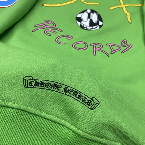 ブランドパーカー着用イメージ